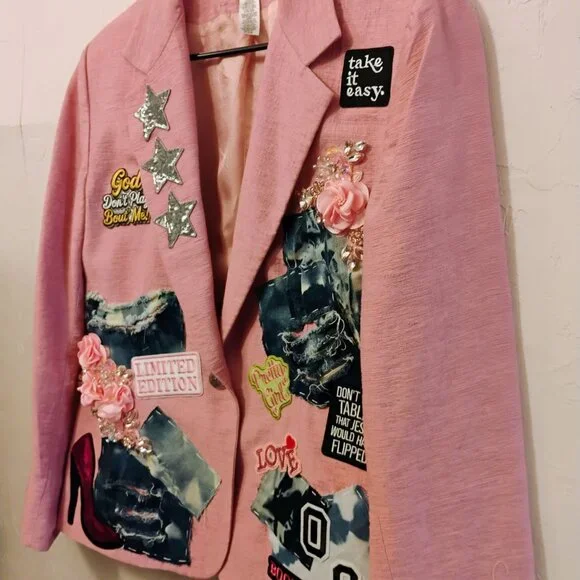 Pretty in Pink Size 16 blazer with patches - thrifted, dry cleaned and designed! - Picture 3 of 5